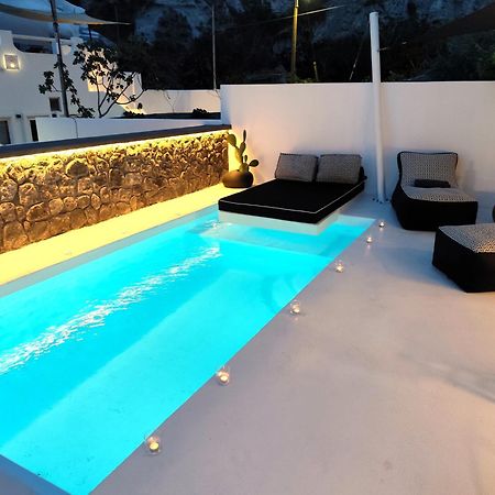 The Magic Luxury Cave Suites Vothon Exterior photo