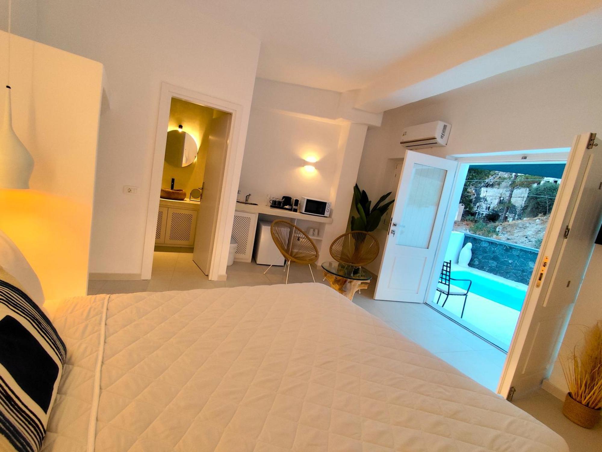 The Magic Luxury Cave Suites Vothon Exterior photo