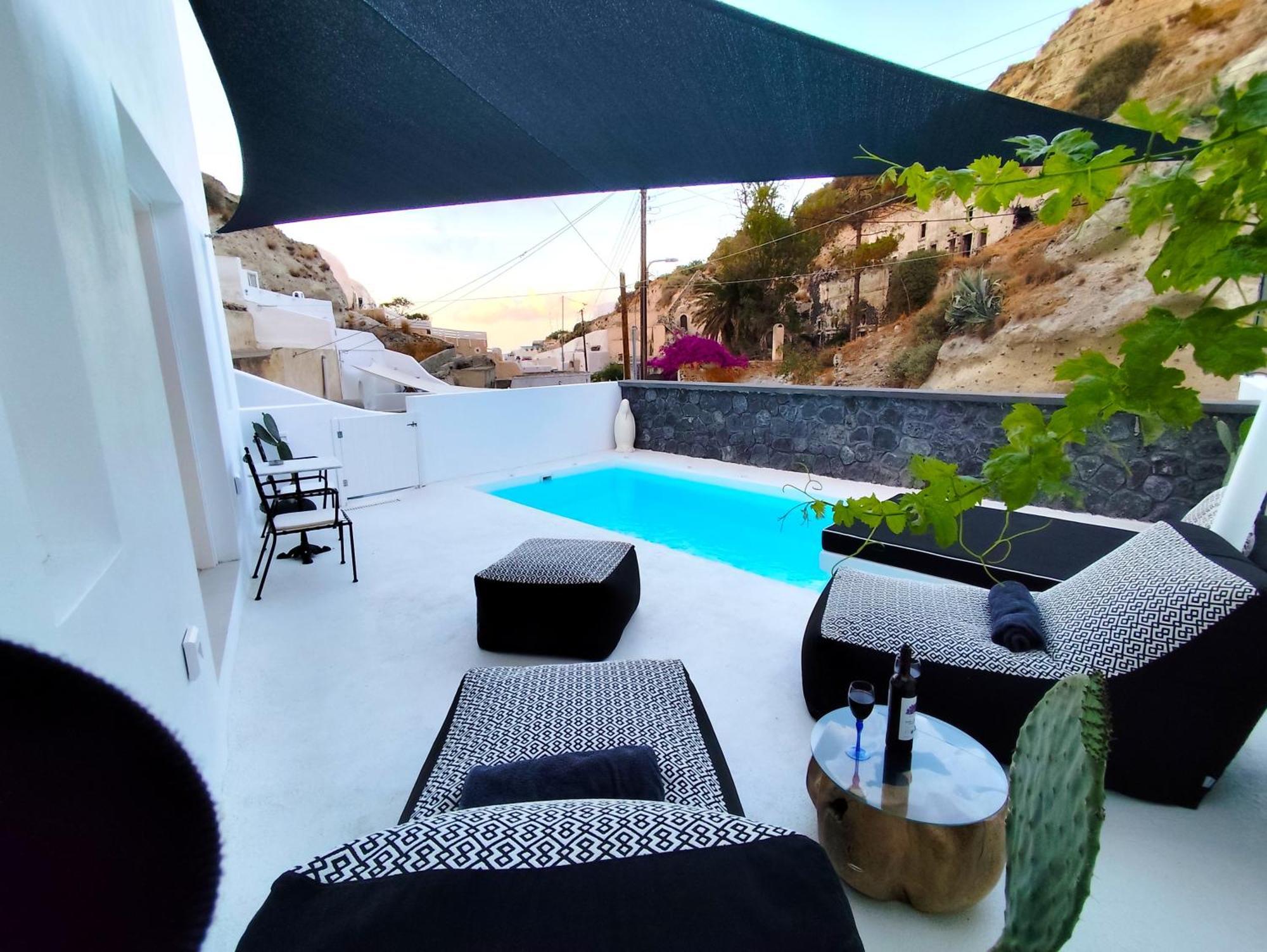 The Magic Luxury Cave Suites Vothon Exterior photo