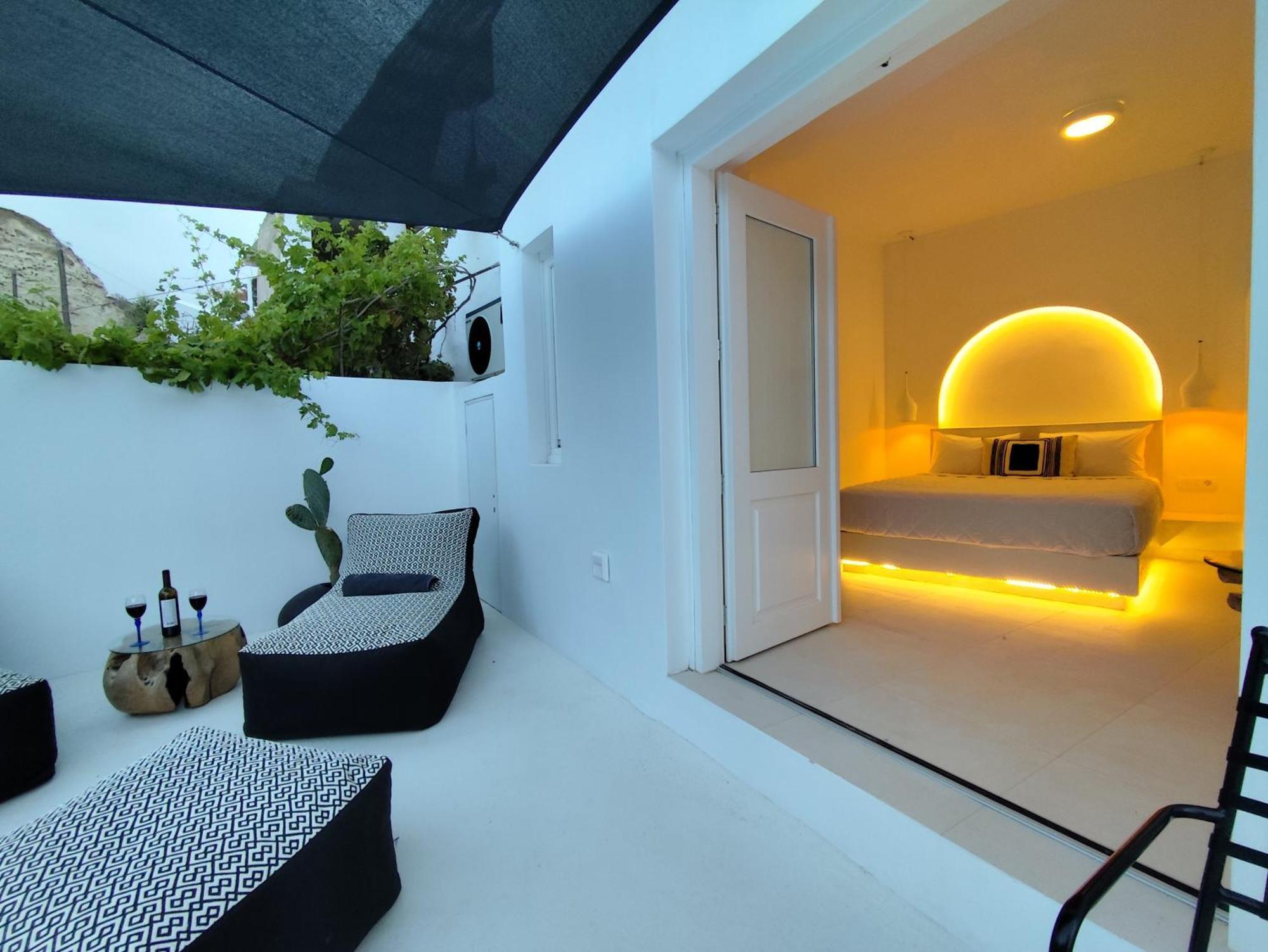 The Magic Luxury Cave Suites Vothon Exterior photo