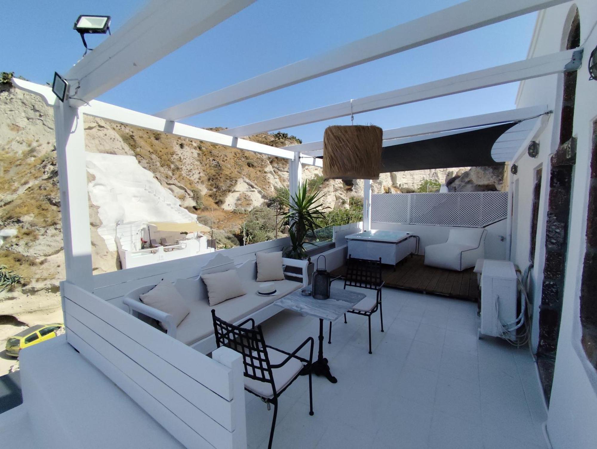 The Magic Luxury Cave Suites Vothon Exterior photo
